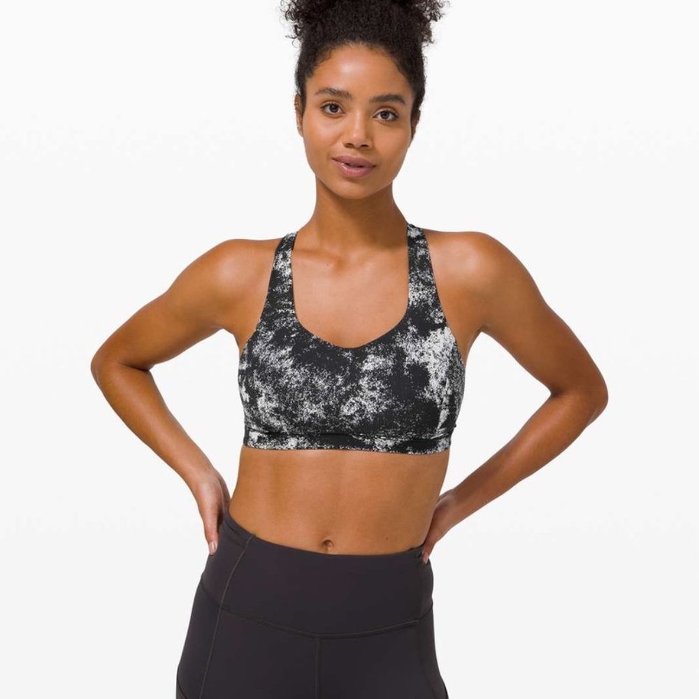 NWOT Free to Be Serene Bra Aerify Jacquard
